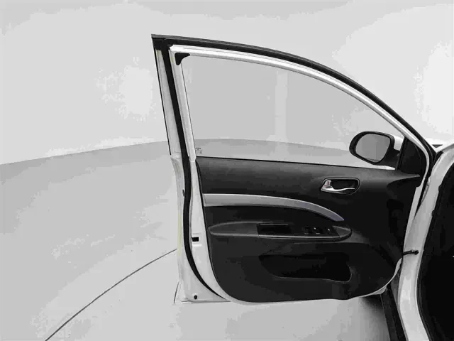 Kia KX1 — Фото автомобиля 10