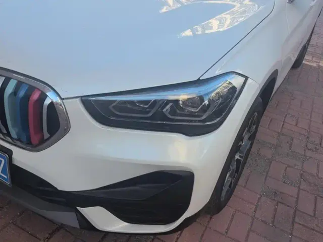 BMW X1 — Фото автомобиля 5