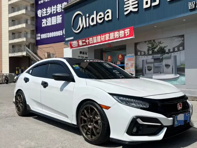 Honda Civic — Фото автомобиля 3