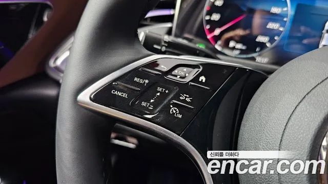 Mercedes-Benz E-Class — Фото автомобиля 16