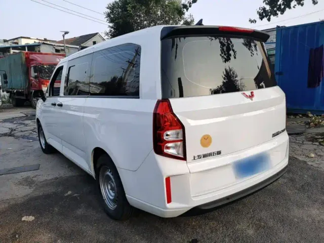 Wuling Zhengcheng — Фото автомобиля 4