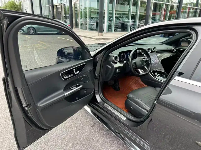 Mercedes-Benz C-Class — Фото автомобиля 11