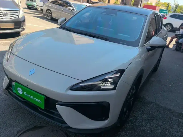 Фотография автомобиля — Baojun Yunhai