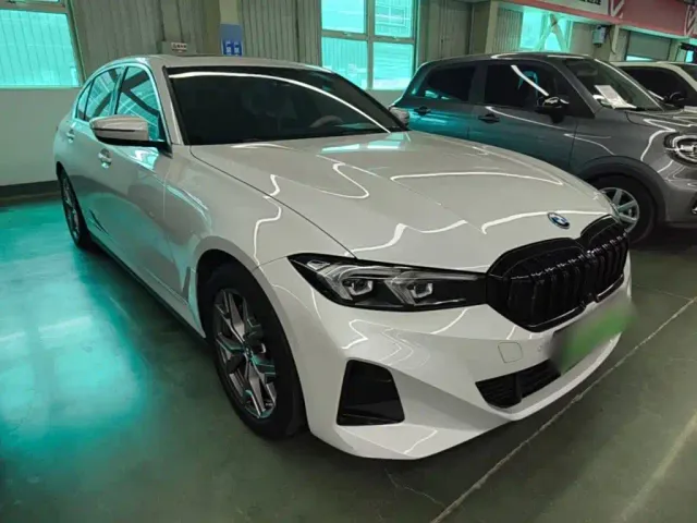 BMW i3 — Фото автомобиля 3