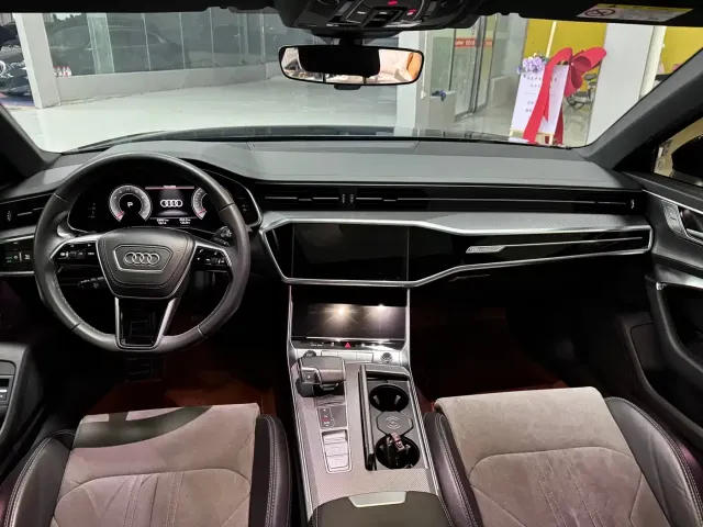Audi A6L — Фото автомобиля 5