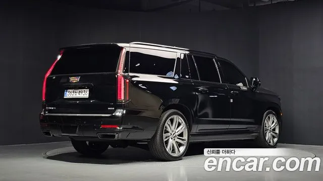 Cadillac Escalade — Фото автомобиля 2