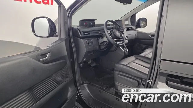 Hyundai Staria — Фото автомобиля 10