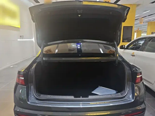 Geely Xingrui — Фото автомобиля 18