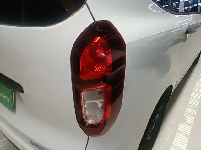 Wuling Motors Wuling Hongguang New Energy 2024 Model Pure Electric 300KM Utility Version — Фото автомобиля 7