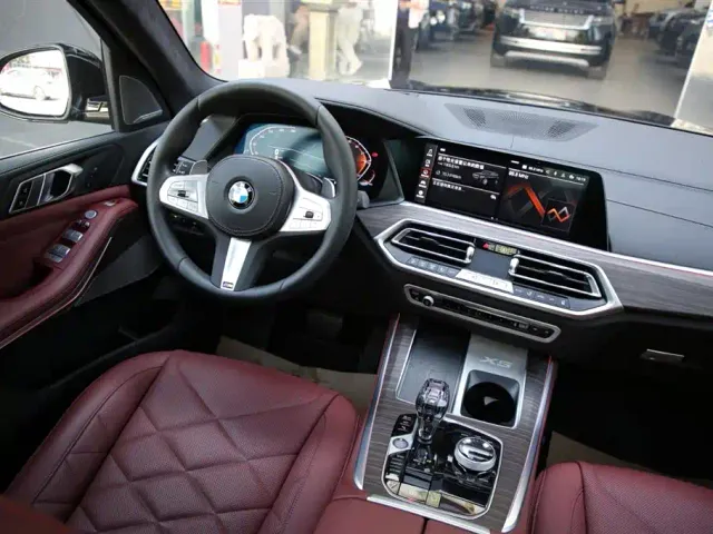 BMW X5 — Фото автомобиля 12