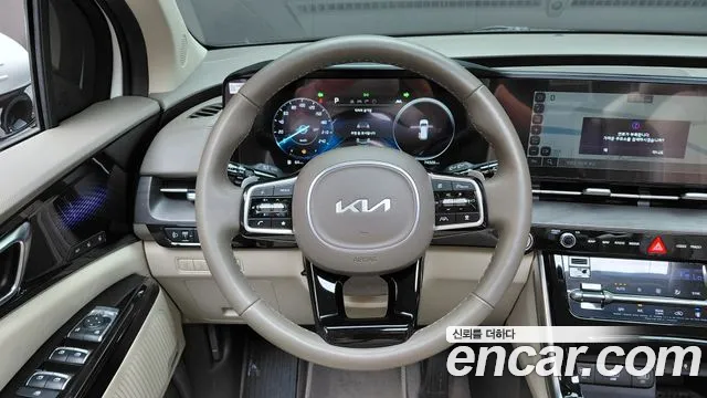Kia Carnival Generation 4 — Фото автомобиля 19