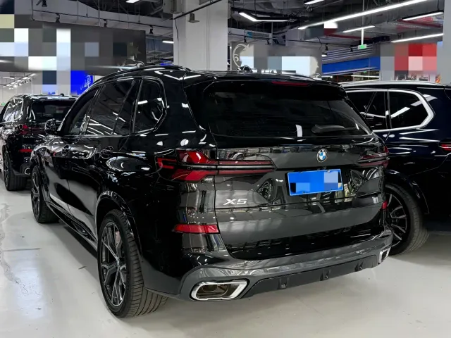 BMW X5 — Фото автомобиля 13