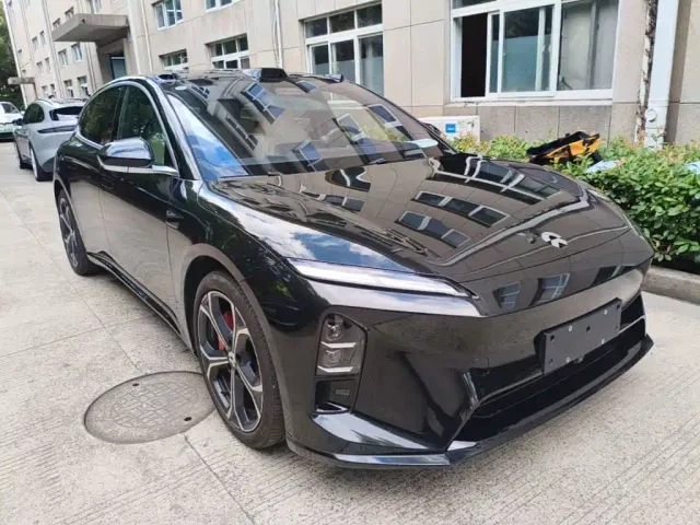 Nio ET5 Touring — Фото автомобиля 3