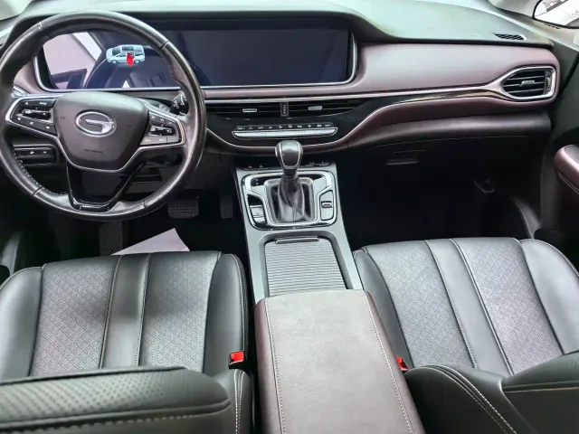 GAC Trumpchi M6 — Фото автомобиля 10