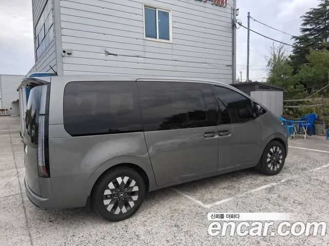 Hyundai Staria — Фото автомобиля 2