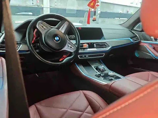 BMW X5 — Фото автомобиля 7