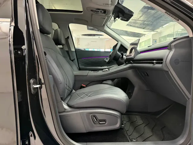 Geely Galaxy Starship 7 EM-i — Фото автомобиля 9