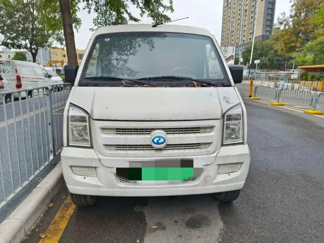 Ruichi New Energy EC35 — Фото автомобиля 7