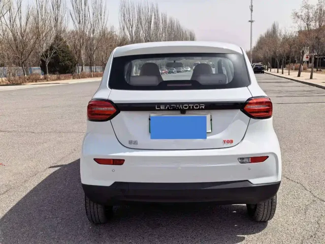 Leapmotor T03 — Фото автомобиля 9