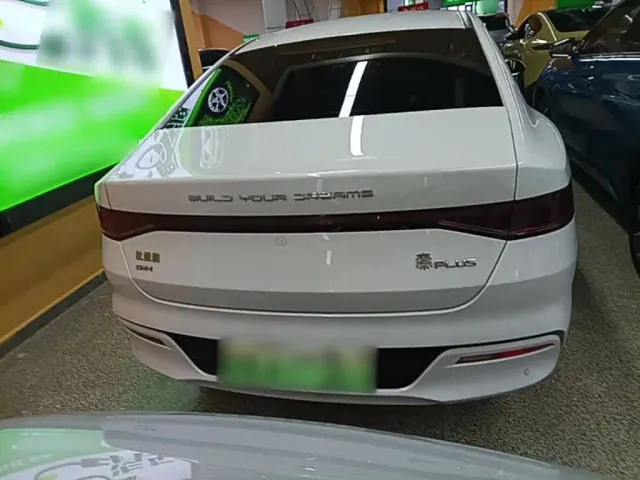 BYD Qin PLUS — Фото автомобиля 5
