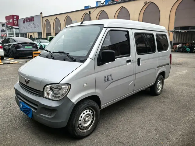 Фотография автомобиля — Wuling Zhiguang