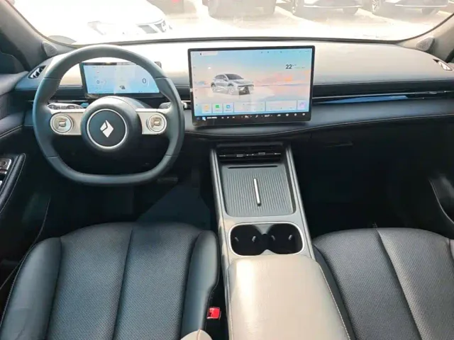 Baojun Yunhai — Фото автомобиля 9