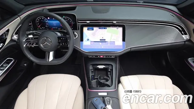Mercedes-Benz E-Class — Фото автомобиля 7