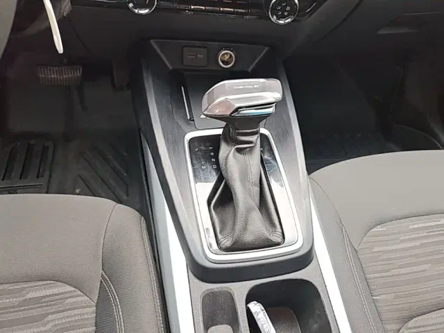 Chevrolet Monza — Фото автомобиля 13