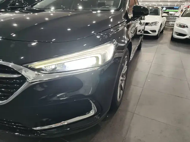 Buick LaCrosse — Фото автомобиля 23