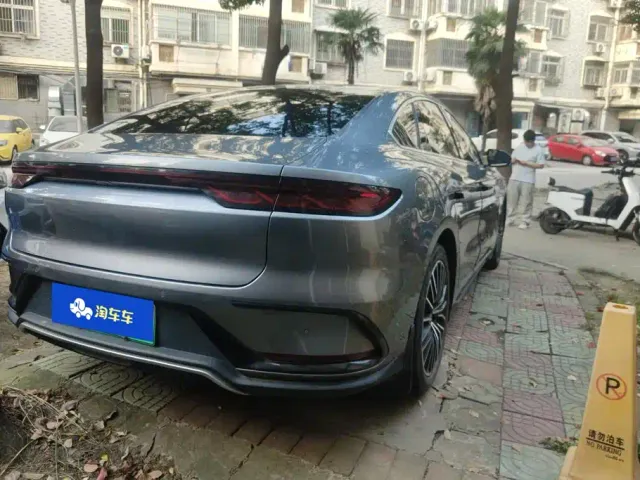 BYD Han — Фото автомобиля 3