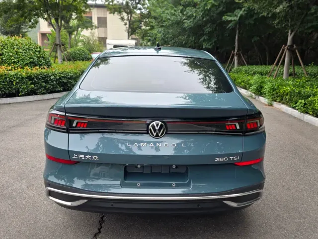 Volkswagen Lamando — Фото автомобиля 15