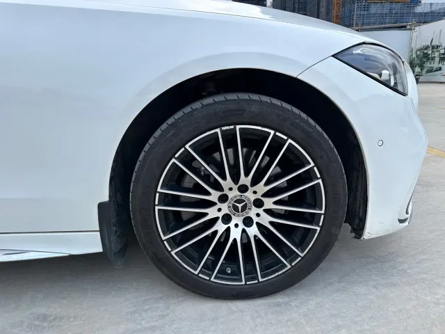 Mercedes-Benz C-Class — Фото автомобиля 16