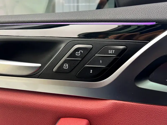BMW iX3 — Фото автомобиля 26
