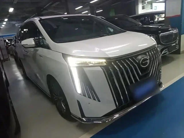 GAC Trumpchi M8 — Фото автомобиля 3
