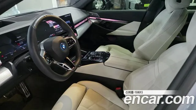 BMW i5 — Фото автомобиля 6