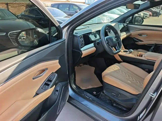 BYD Song L DM-i — Фото автомобиля 15