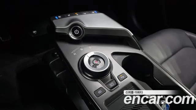Kia EV6 — Фото автомобиля 12