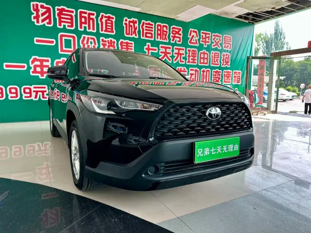 Toyota Corolla Cross — Фото автомобиля 2