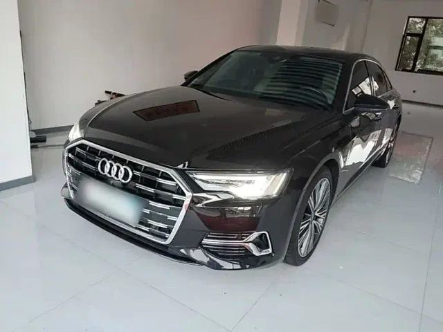 Фотография автомобиля — Audi A6L