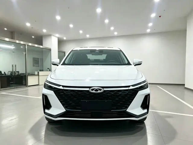 Chery Arrizo 8 — Фото автомобиля 2