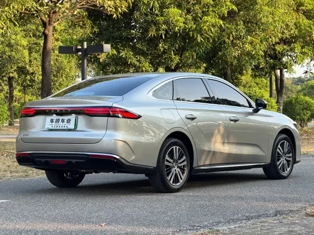 Geely Galaxy Stellar 6 — Фото автомобиля 8
