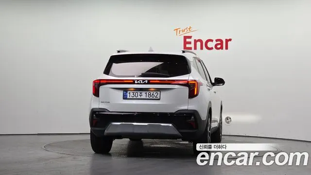 Kia Seltos Новый Seltos Бензин 2.0 2WD — Фото автомобиля 5