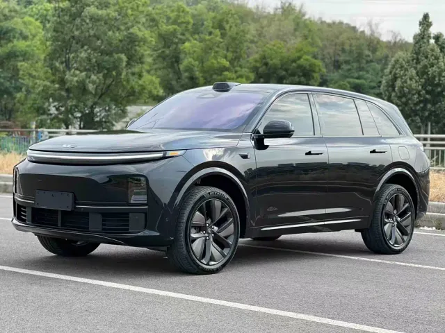 Фотография автомобиля — Li Auto L7
