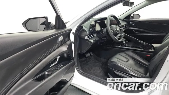 Hyundai Avante CN7 — Фото автомобиля 15