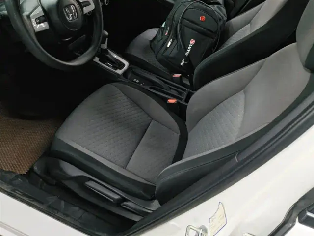 Honda Fit — Фото автомобиля 14