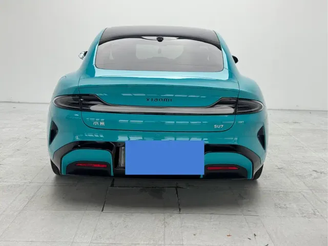 Xiaomi SU7 — Фото автомобиля 9