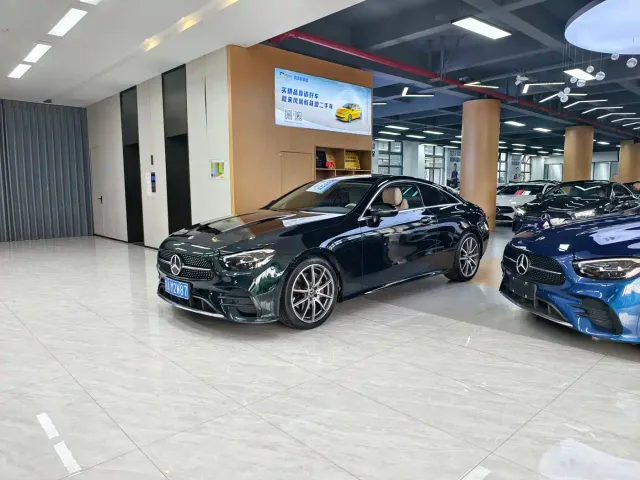 Mercedes-Benz E-Class — Фото автомобиля 8