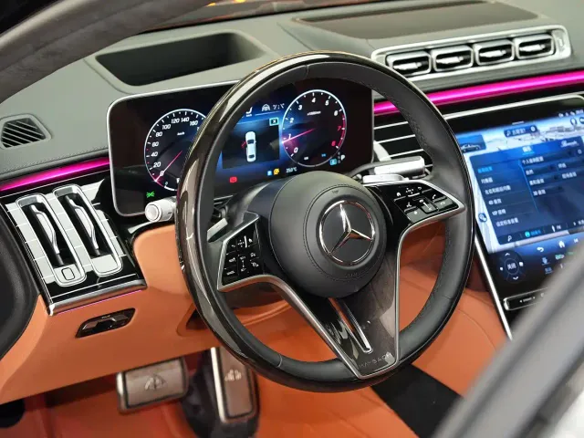 Mercedes-Benz Maybach S-Class — Фото автомобиля 11
