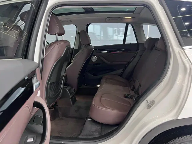 BMW X1 — Фото автомобиля 15