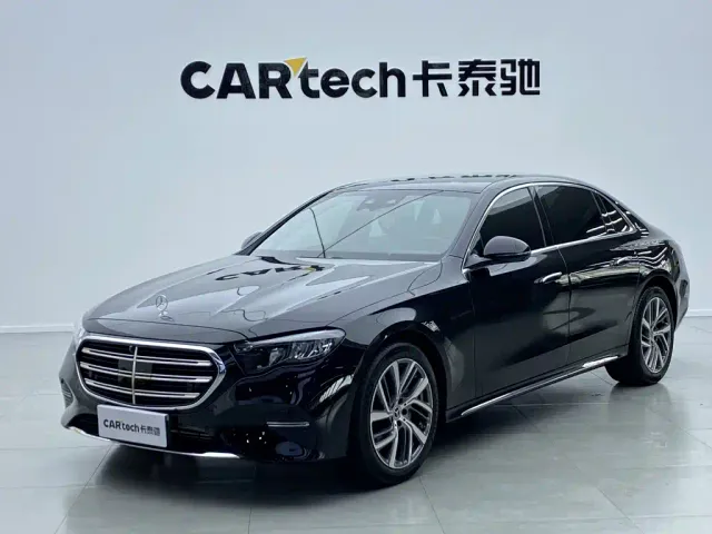 Mercedes-Benz E-Class — Фото автомобиля 11